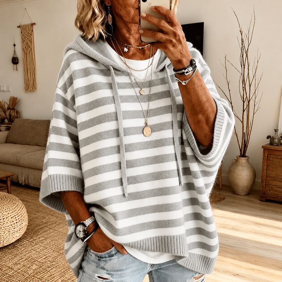 Femmy | Gestreepte Oversized Poncho Hoodie