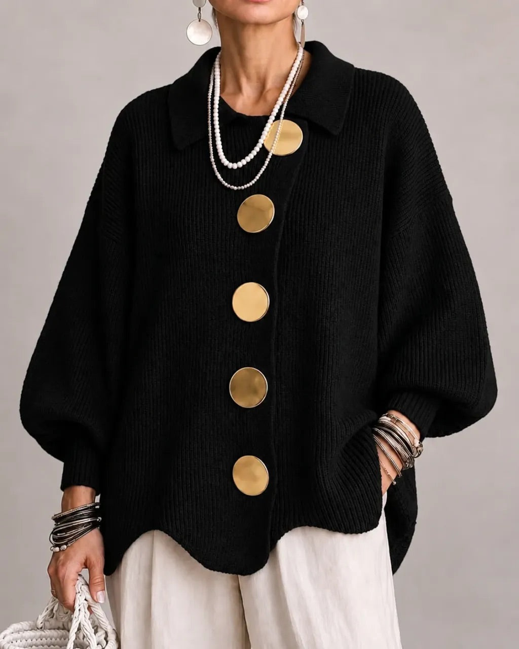 Annabel | Vest met Gouden Knopen